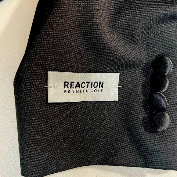 Kenneth Cole Reaction TECHNI-COLE Performance Notch Lapel Tuxedo, Black, 42R - Picture 9 of 12